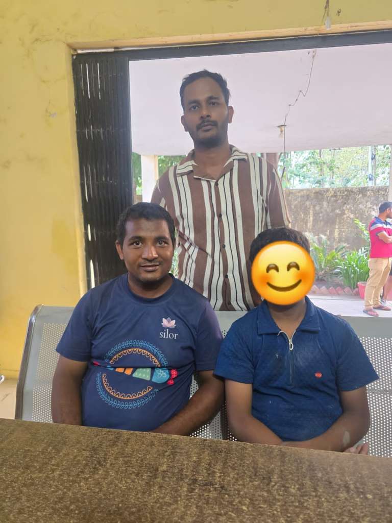 काठगोदाम पुलिस की तत्परता से गुमशुदा बालक को मात्र 4-5 घंटे के भीतर सकुशल बरामद कर,किया परिजनों के सुपुर्द